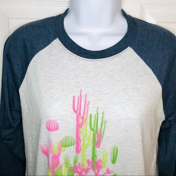 Modcloth Raglan Tee Dessert Cacti Print Grey Blue XS - Picture 7 of 11